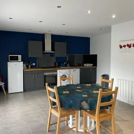 Les Du Paradis * Murol