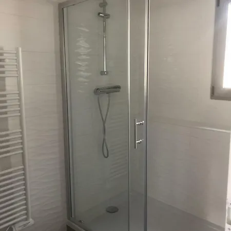 Les Du Paradis Apartment